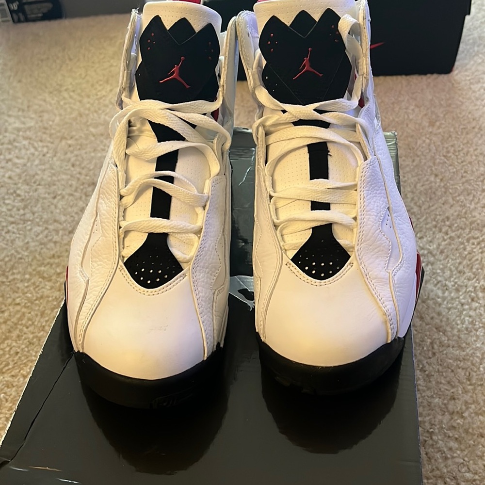 Jordan True Flight